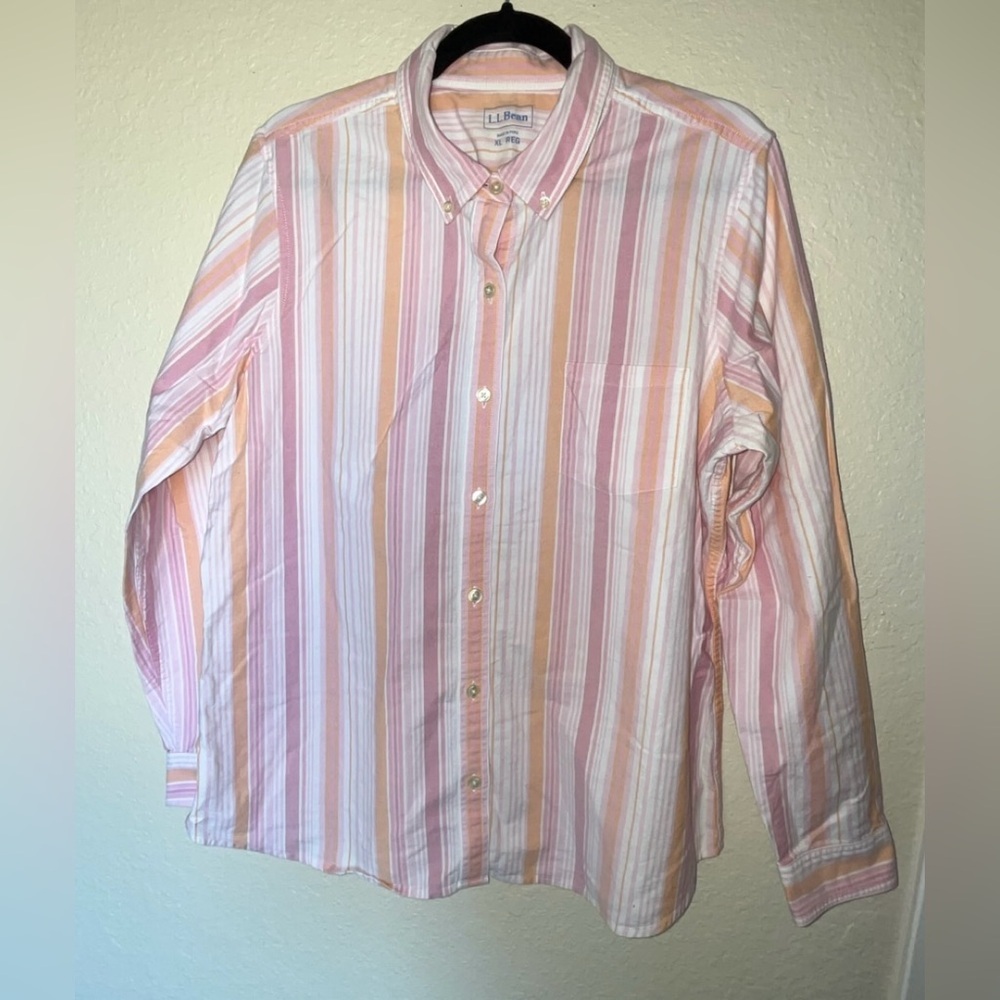 NWOT L.L. Bean Women’s Pastel Long Sleeve Button Down Top. SIZE XL REGULAR